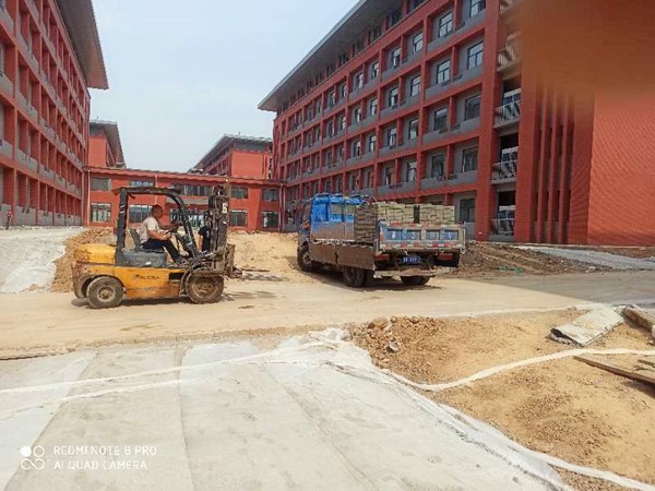 洛陽職業(yè)技術(shù)學(xué)院透水磚工程案例-施工前 洛陽職業(yè)技術(shù)學(xué)院透水磚工程案例-施工前